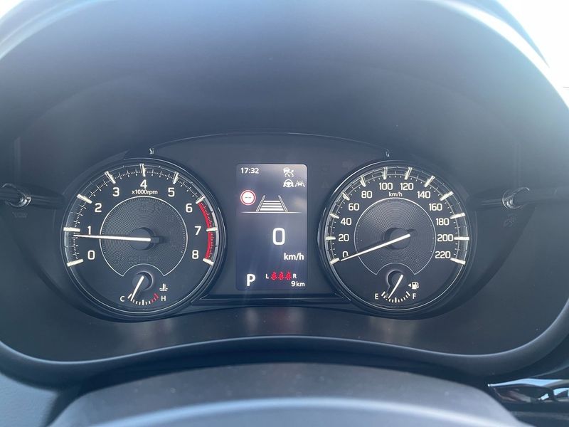 Suzuki S-CROSS bild 15