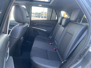 Suzuki S-CROSS bild 11