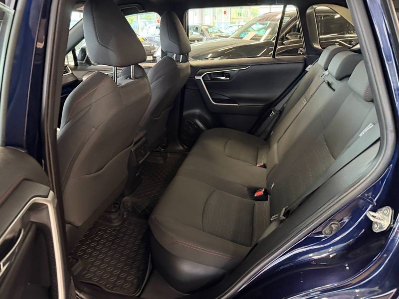 Toyota RAV4 bild 14