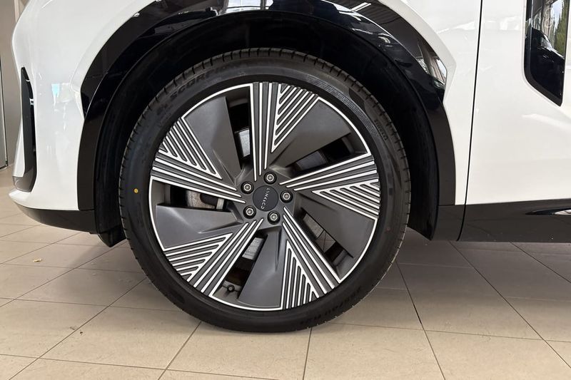 Lynk & Co 08 bild 11