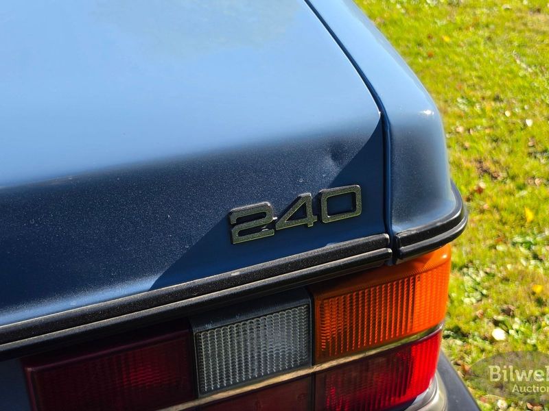 Volvo 240 bild 14