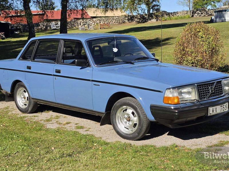 Volvo 240 bild 12