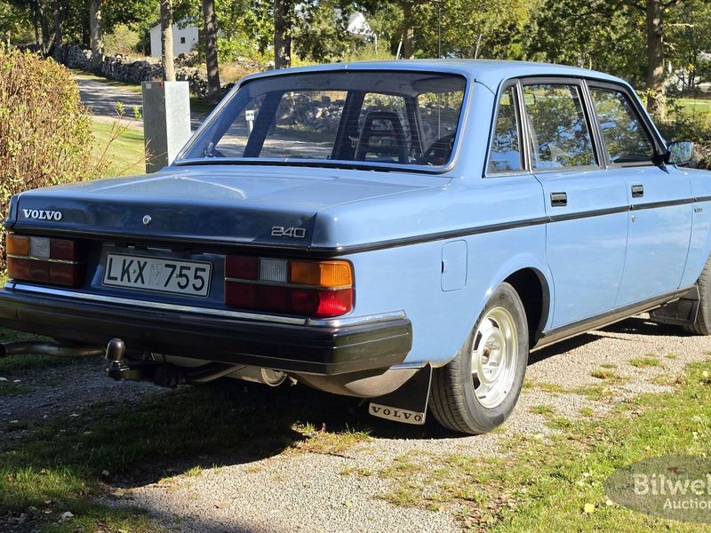 Volvo 240 bild 13