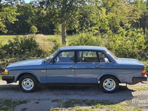 Volvo 240 bild 4