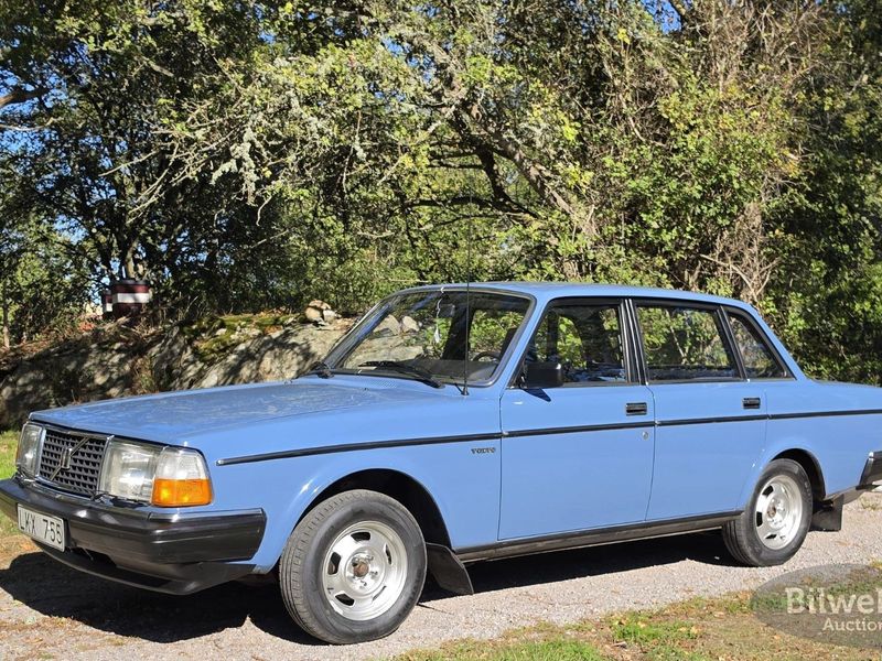 Volvo 240 bild 16
