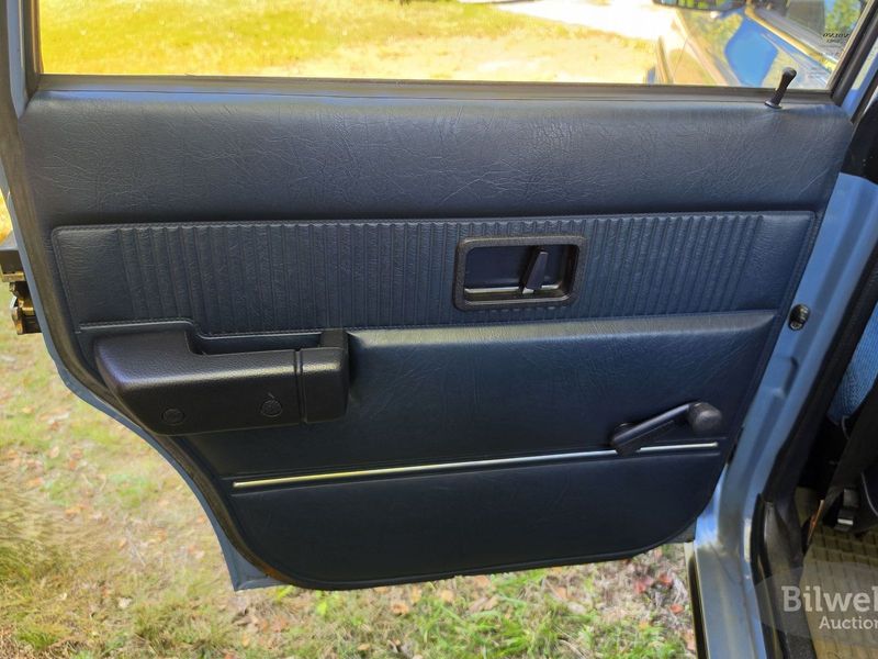 Volvo 240 bild 31