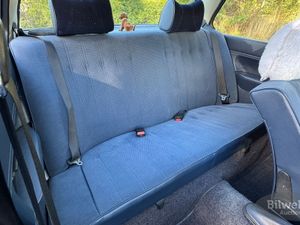 BMW 323 bild 60