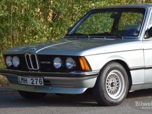 BMW 323 bild 7