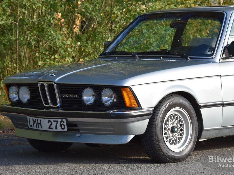BMW 323 bild 7