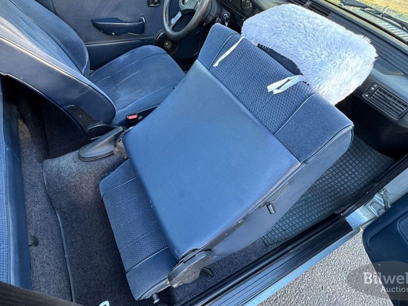 BMW 323 bild 63