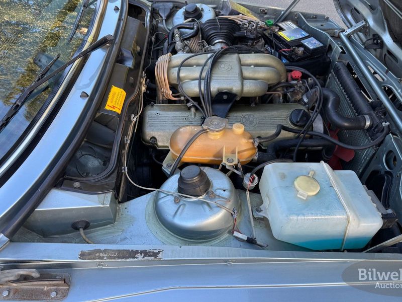 BMW 323 bild 76