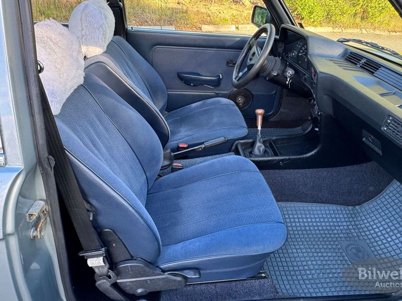 BMW 323 bild 52