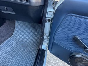 BMW 323 bild 56