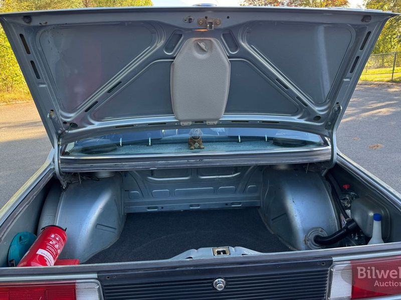 BMW 323 bild 64