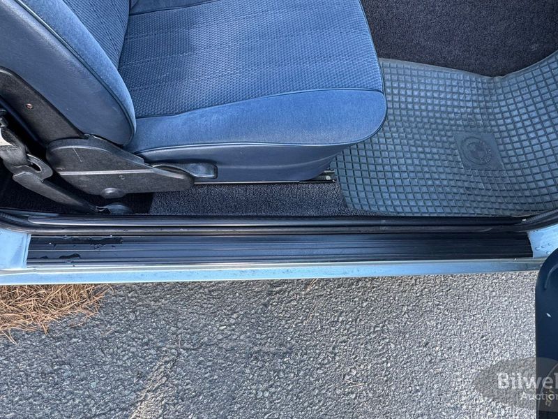 BMW 323 bild 57