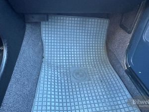 BMW 323 bild 45