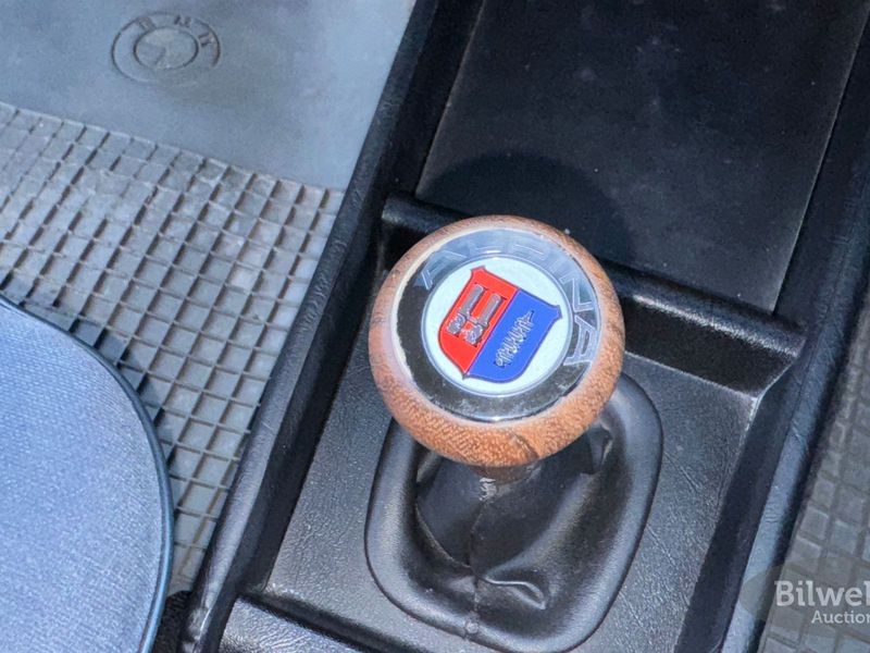 BMW 323 bild 103