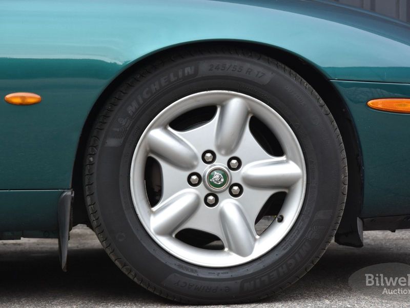 Jaguar XK8 bild 2