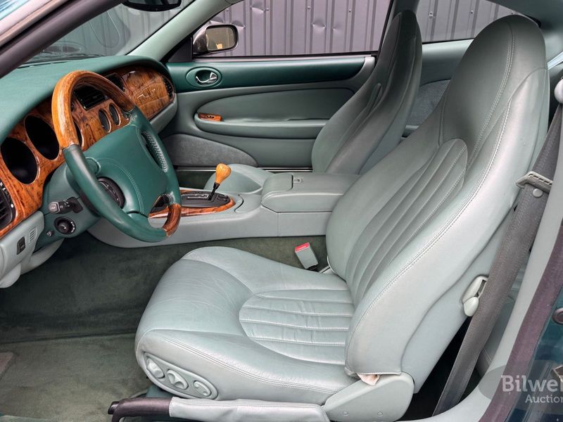 Jaguar XK8 bild 28