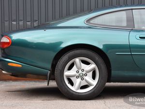 Jaguar XK8 bild 4