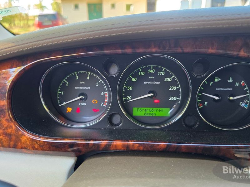 Jaguar XJR bild 25