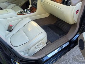 Jaguar XJR bild 42
