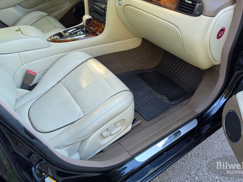 Jaguar XJR bild 42