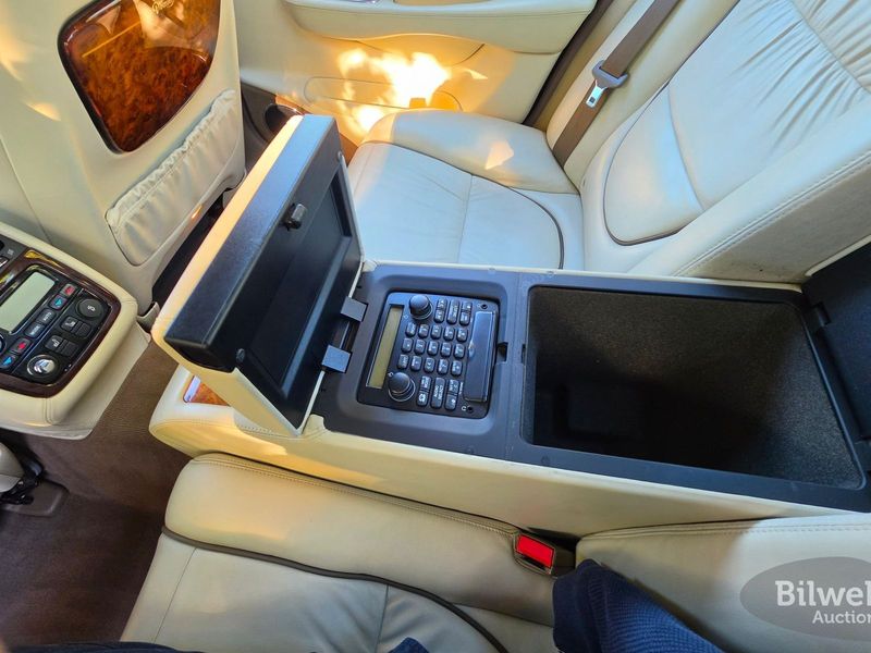Jaguar XJR bild 32