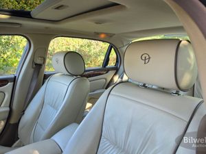 Jaguar XJR bild 24