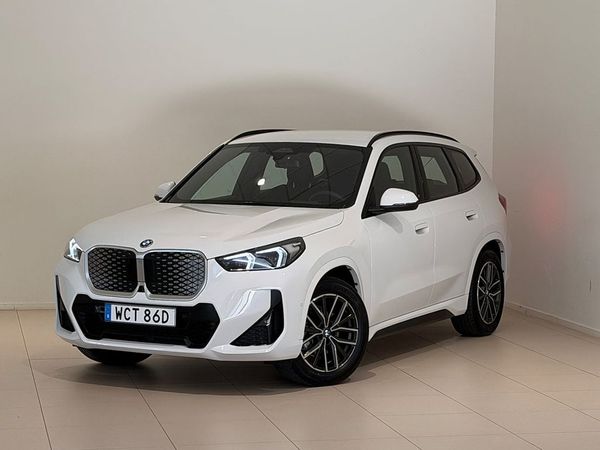BMW X1 iX1 eDrive20 eDrive20, M-Sport, Driving Plus, Park Plus, Drag, HK - 2026