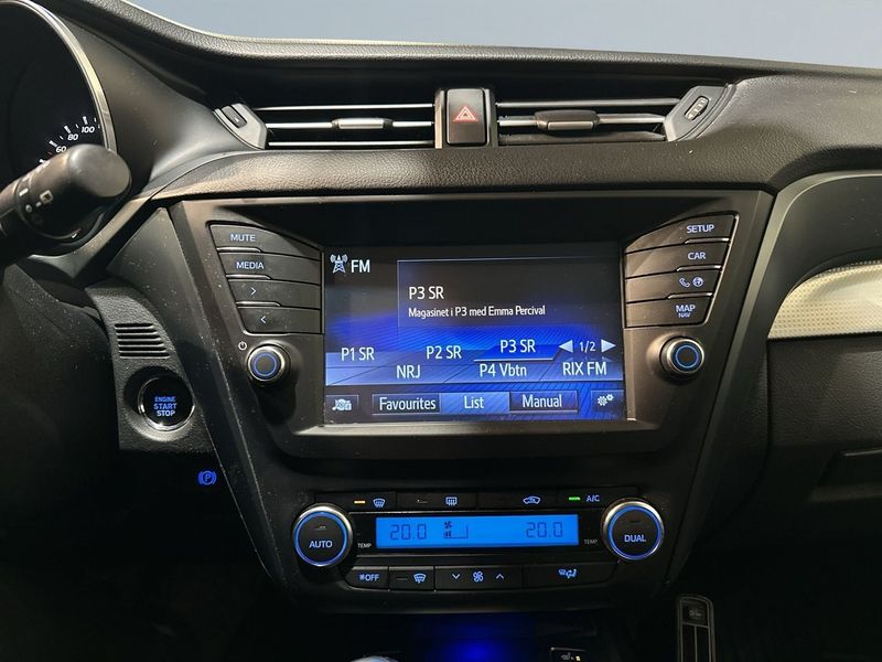Toyota Avensis bild 15