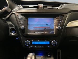 Toyota Avensis bild 11