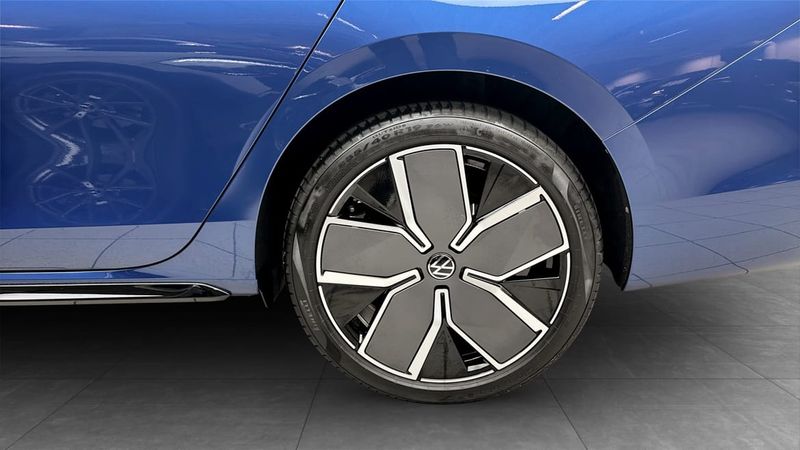Volkswagen Passat bild 6