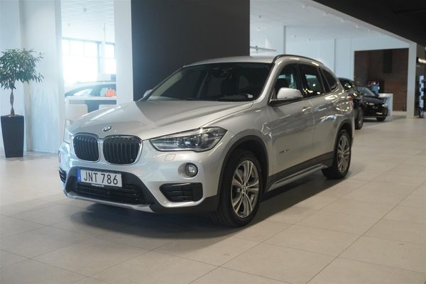BMW X1 xDrive20d Steptronic Automat 190hk Sport Line Drag Kame - 2017