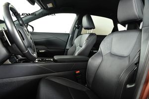 Lexus RX bild 13