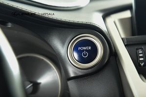 Lexus NX bild 18