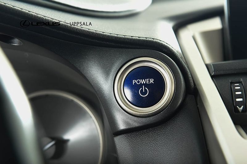 Lexus NX bild 18