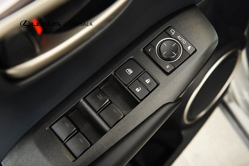 Lexus NX bild 10