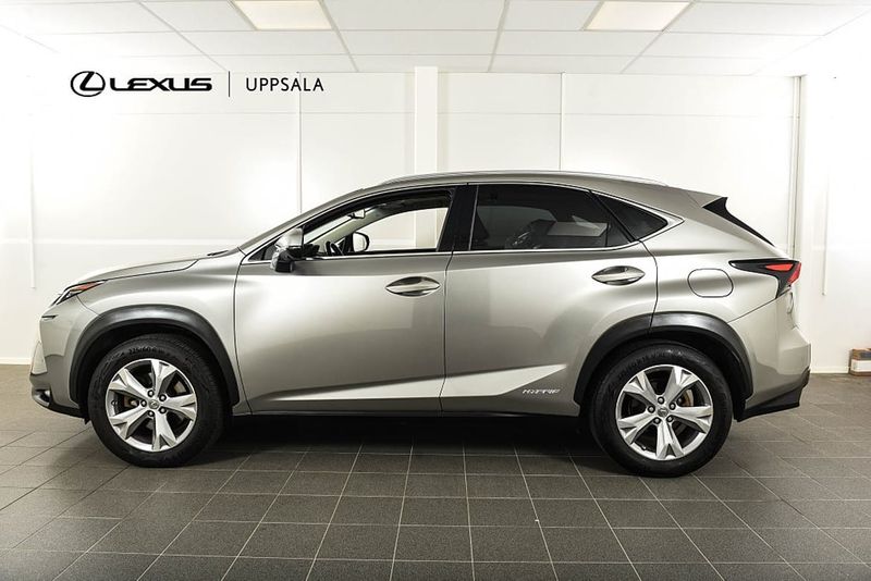 Lexus NX bild 2