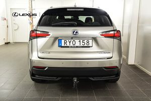 Lexus NX bild 4