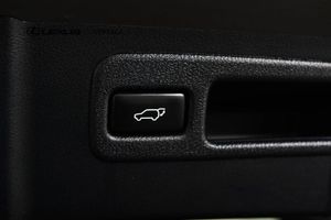 Lexus NX bild 23