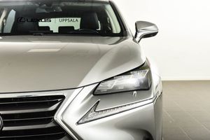 Lexus NX bild 25