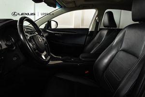 Lexus NX bild 6