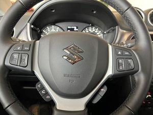 Suzuki Vitara bild 4