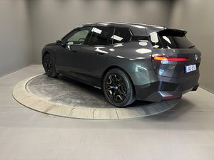 BMW iX bild 3