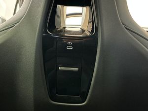 BMW iX bild 16