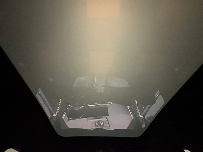 BMW iX bild 18
