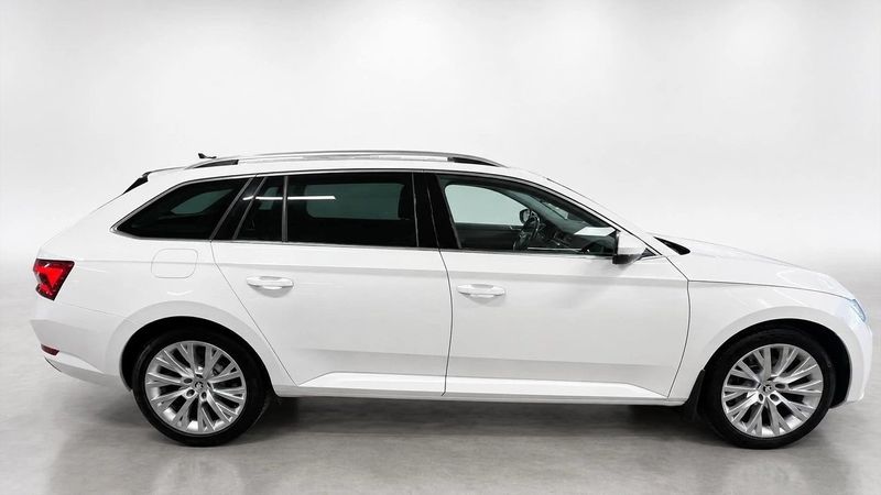 Skoda Superb bild 3