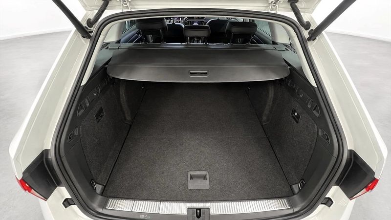 Skoda Superb bild 12