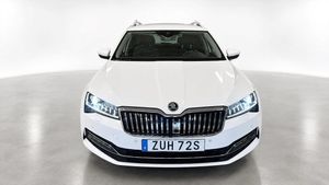 Skoda Superb bild 2